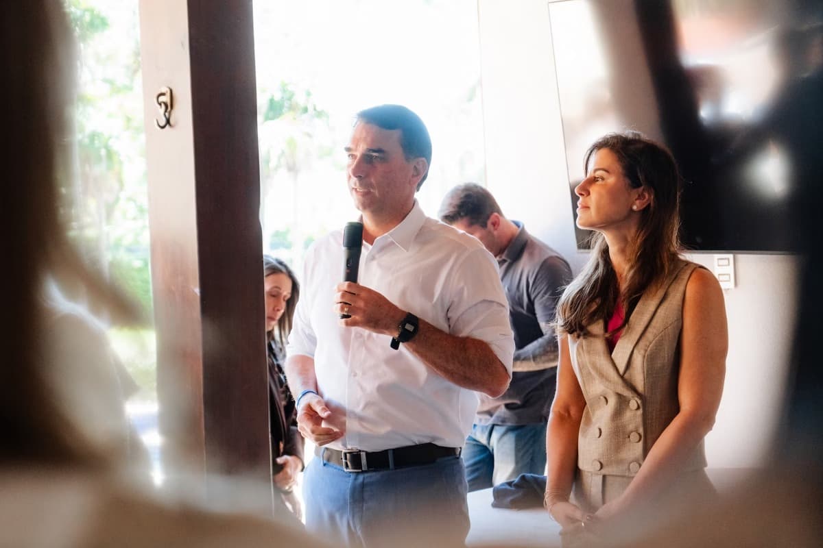 Tenho convicção de que Michelle vai caminhar com a gente, diz Flávio em reunião com mulheres