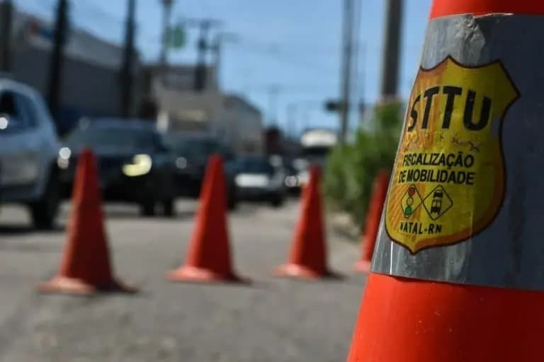 ATENÇÃO, MOTORISTA: Av. Jerônimo Câmara terá só uma faixa liberada a partir desta segunda (13)