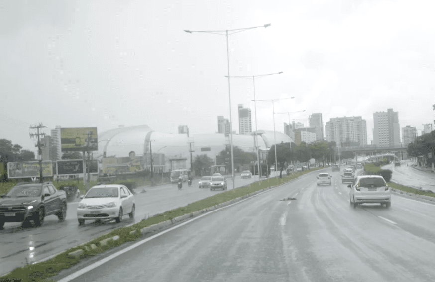 Natal registra mais de 100 mm de chuva em 12 horas; Bairros de Tirol e Pajuçara registraram maiores volumes