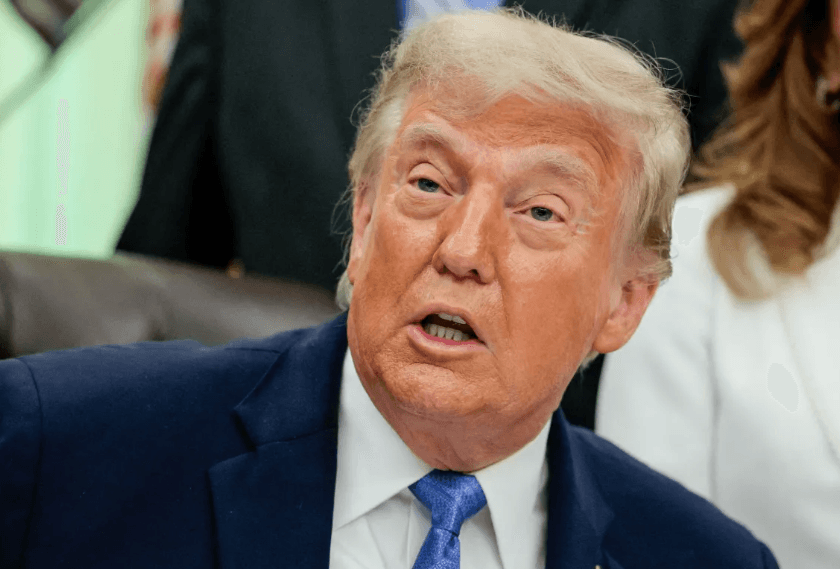 Trump recua de pedágio no Estreito de Hormuz e diz que aceitará acordos comerciais