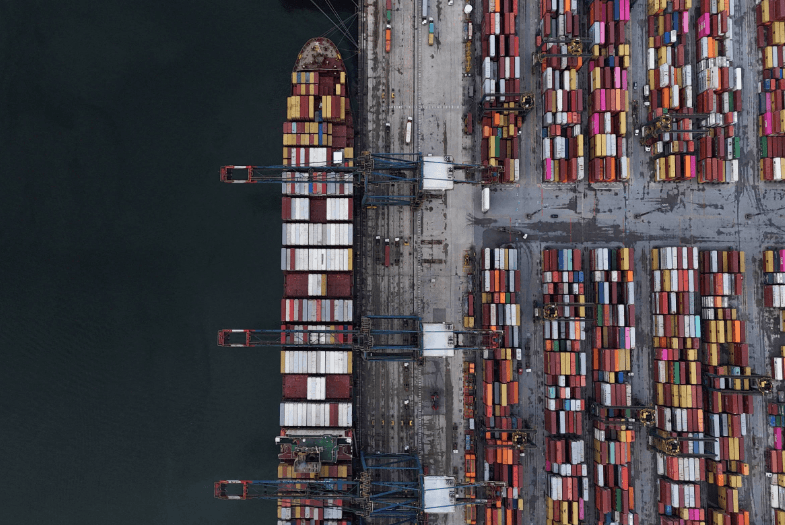 Tarifa dupla de 37,5% atingirá quase quatro mil produtos e R$ 55 bilhões em exportações para os EUA, diz CNI