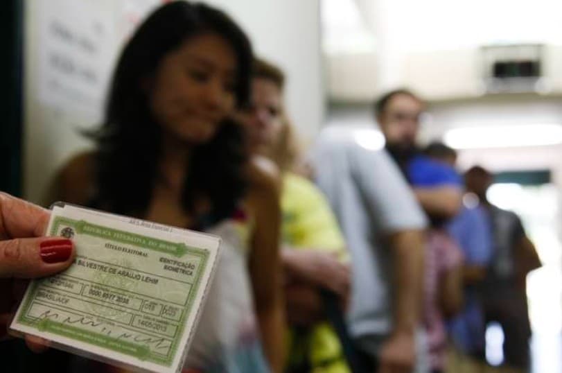 Número de eleitores com até 18 anos diminui 14,5% em relação a 2022; eleitorado acima de 60 anos cresce 13%