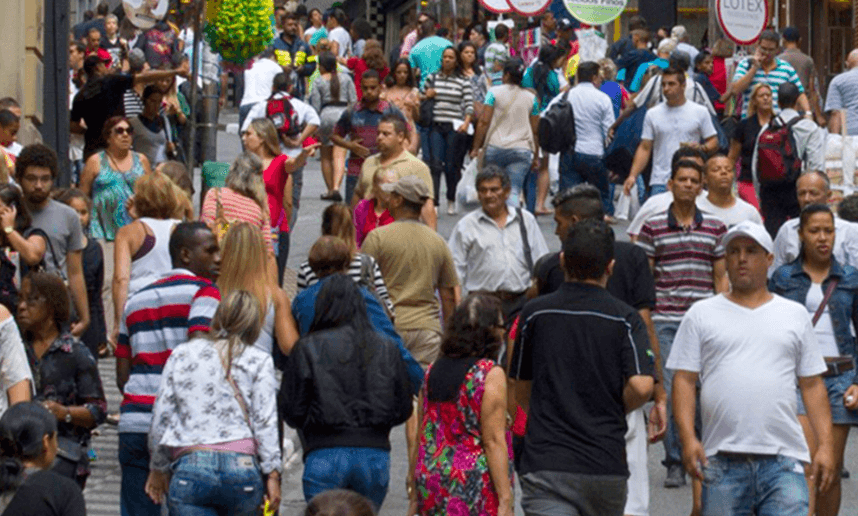 40% dos brasileiros associam pobreza à preguiça, diz Datafolha; percentual quase dobrou nos últimos 4 anos