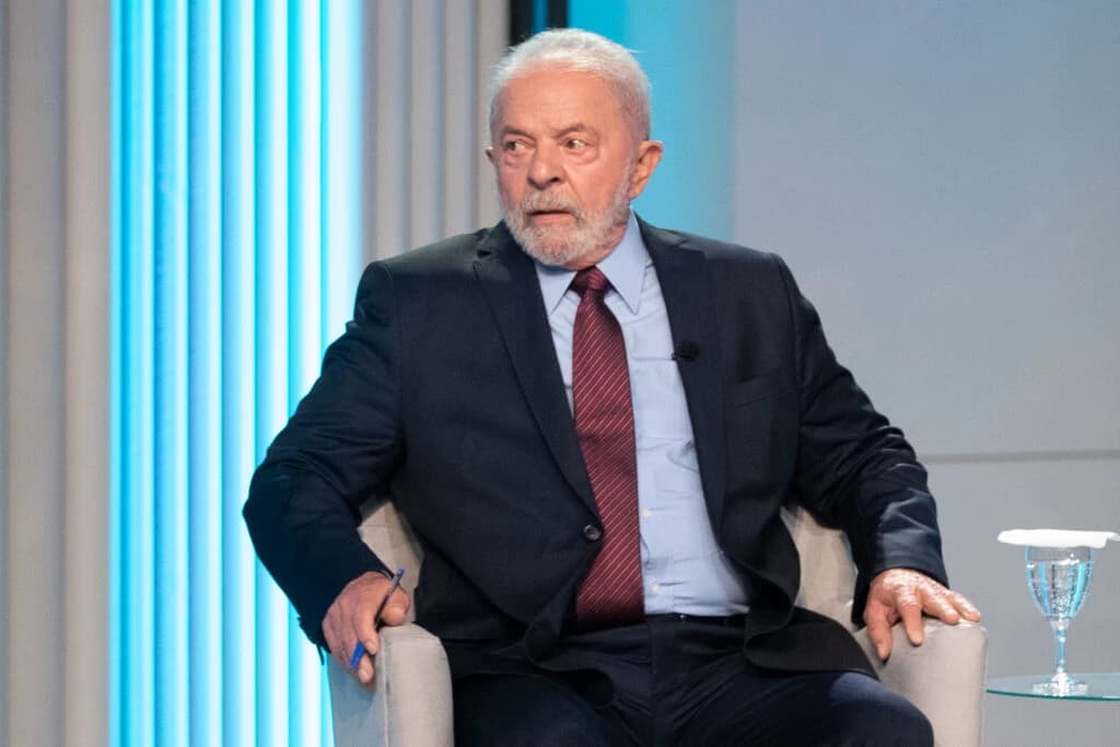 VAI ARREGAR? Lula avalia faltar a todos os debates de primeiro turno