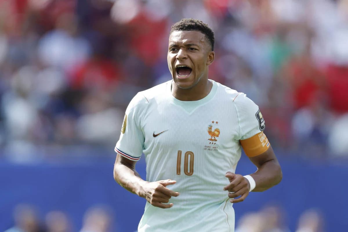 França vence Marrocos e Mbappé iguala Lionel Messi na artilharia da Copa