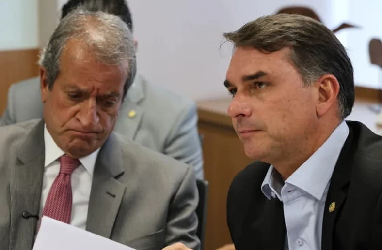 Jair Bolsonaro vai indicar o vice de Flávio, afirma Valdemar Costa Neto