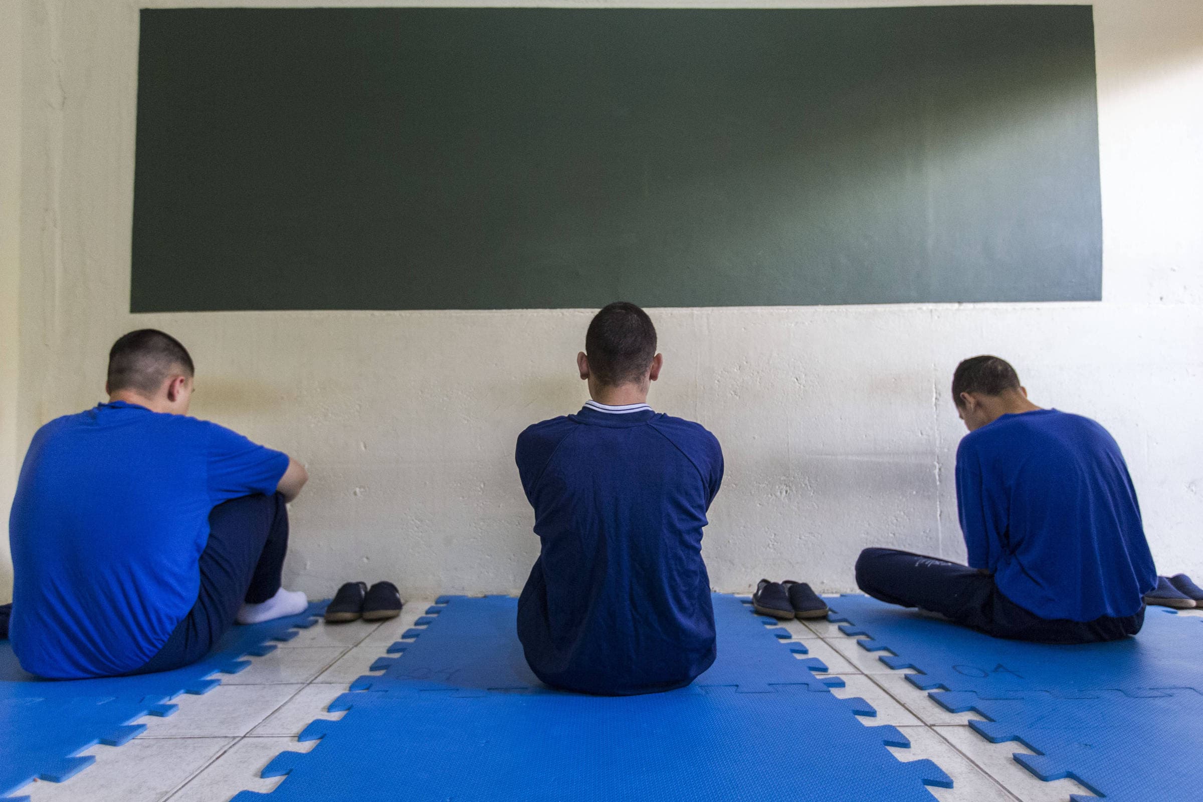 Suécia reduz maioridade penal para 14 anos