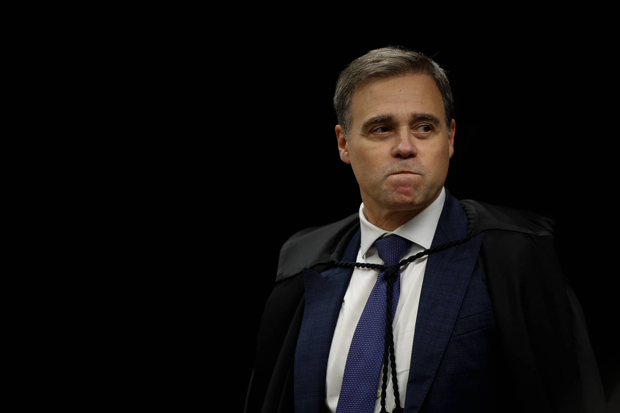 Embate entre PF e STF gera ambiente hostil, mas delegados não veem risco para investigações