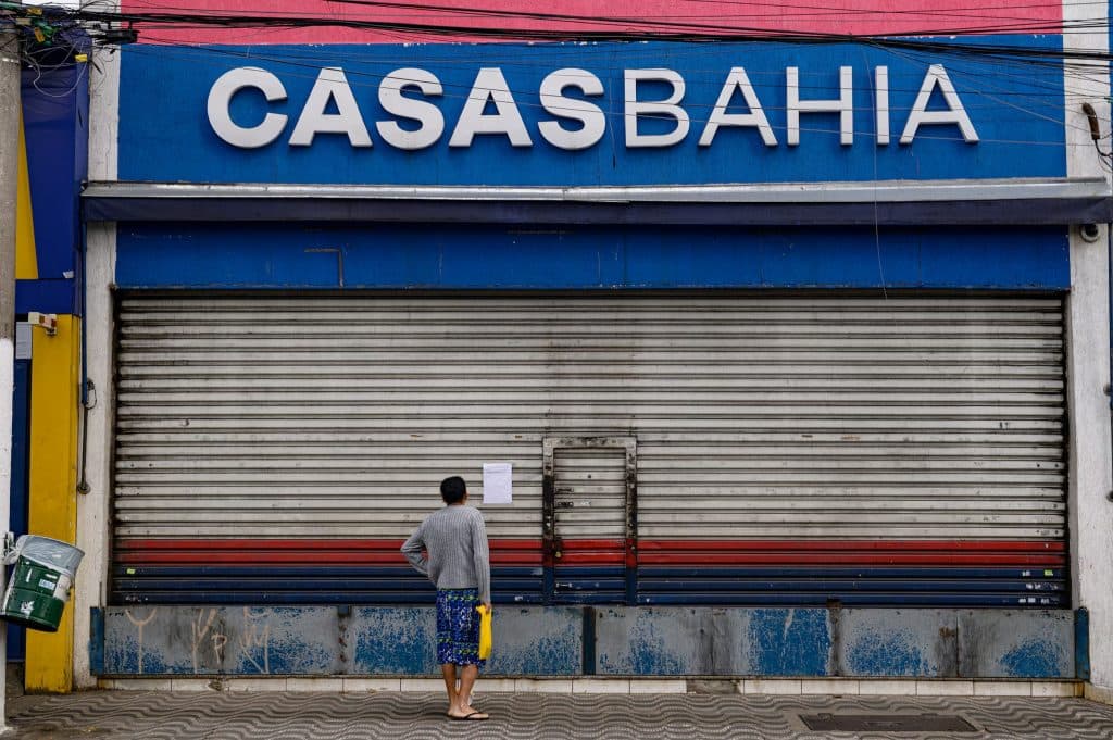 ALERTA NA CAMPANHA: Crises das Casas Bahia e da Braskem preocupam aliados de Lula