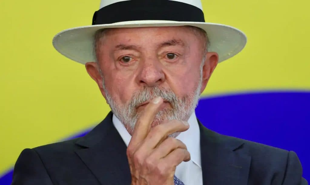 PESQUISA PODERDATA/AYA: Lula é desaprovado por 50%; governo tem reprovação de 51%