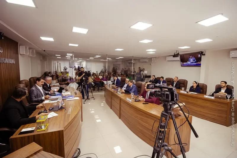 Câmara de Currais Novos aceita denúncia contra vereador e cria comissão para apurar caso