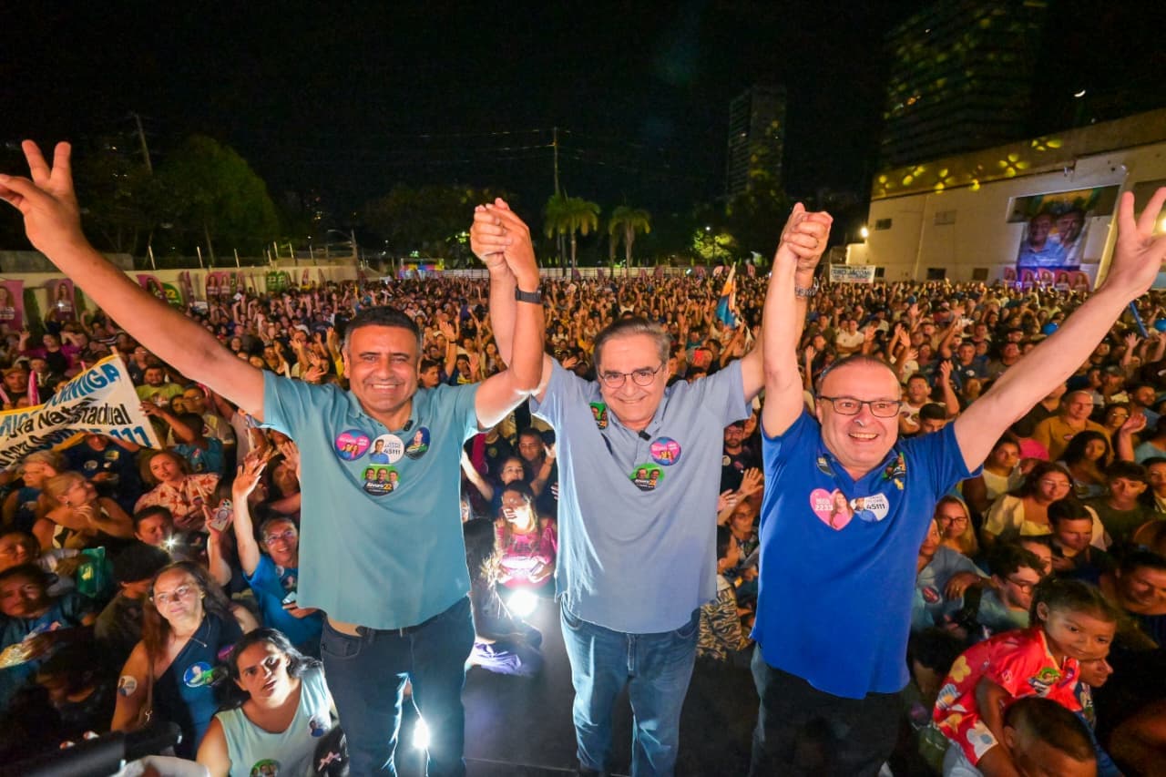 Multidão: Álvaro Dias participa do lançamento da candidatura de Eriko Jácome para deputado estadual