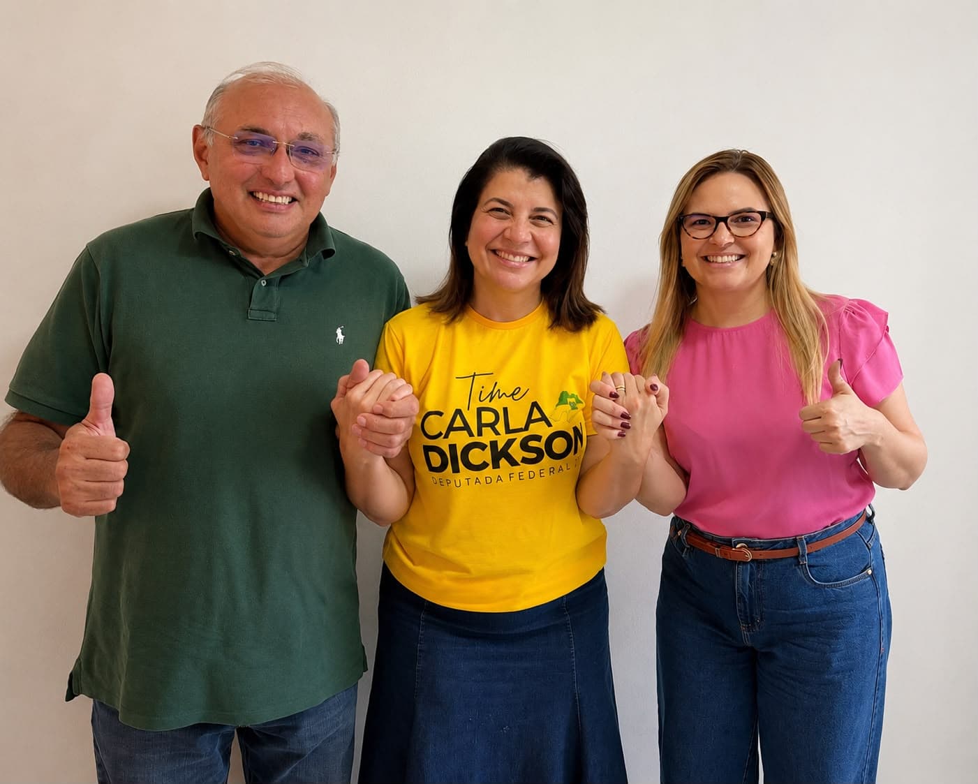 Carla Dickson recebe apoio do ex-prefeito Chilon Batista e da vereadora Jéssica Clemente em Timbaúba dos Batistas