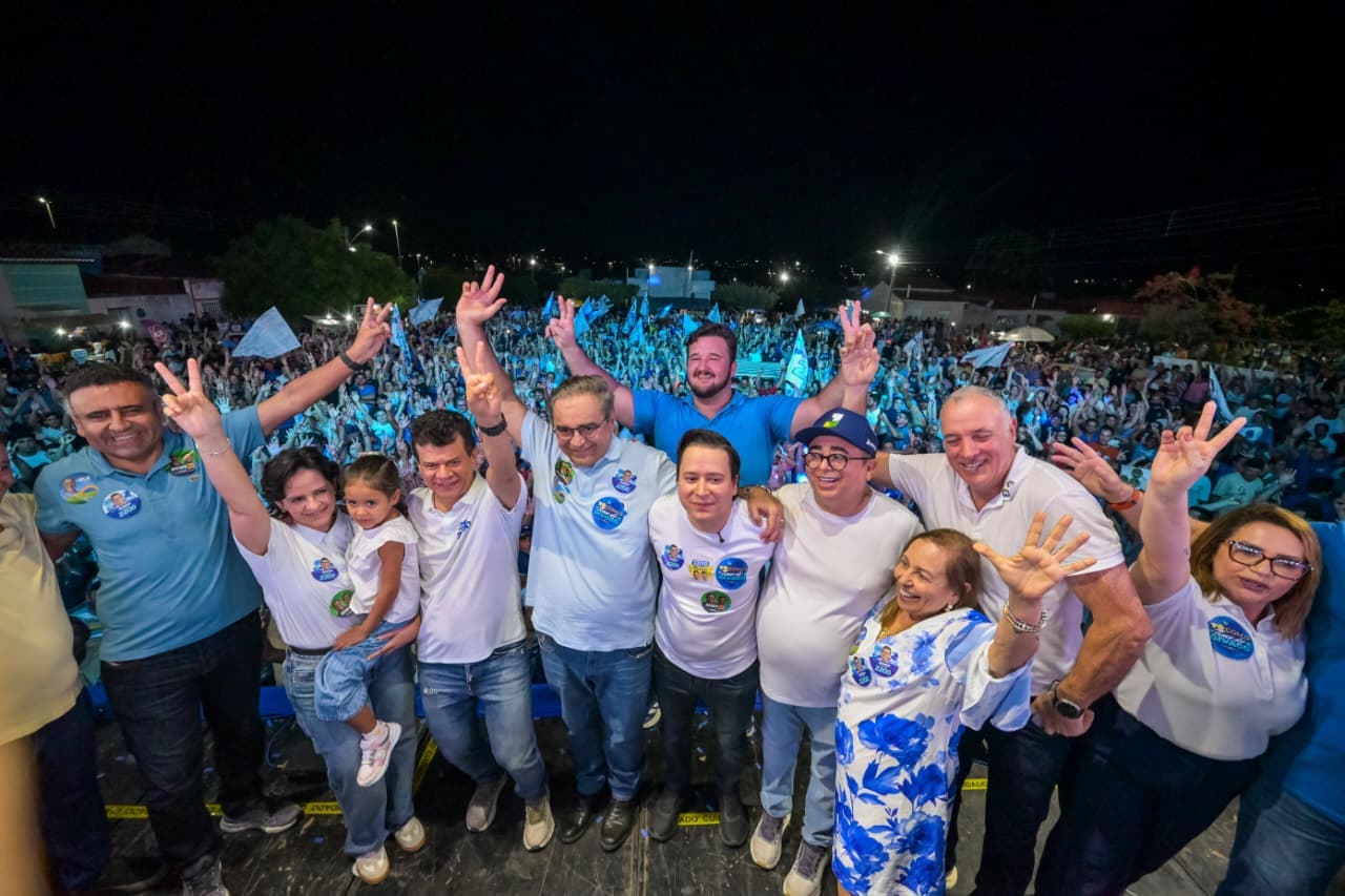 Onda 22 mobiliza o Alto Oeste: Álvaro Dias faz carreata, participa de comício e prestigia lançamento de Juninho Saia Rodada em Caraúbas