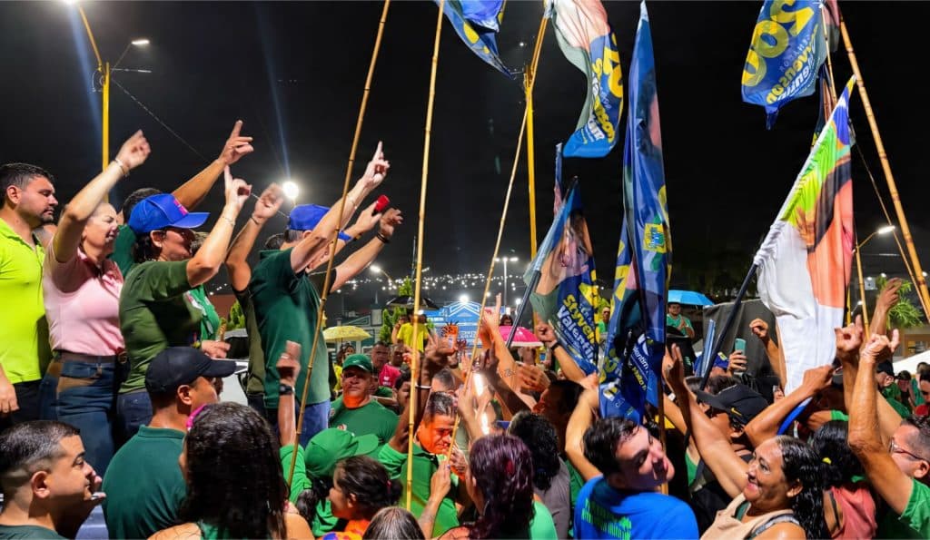 Campanha de Álvaro realiza maior mobilização política de Nova Cruz