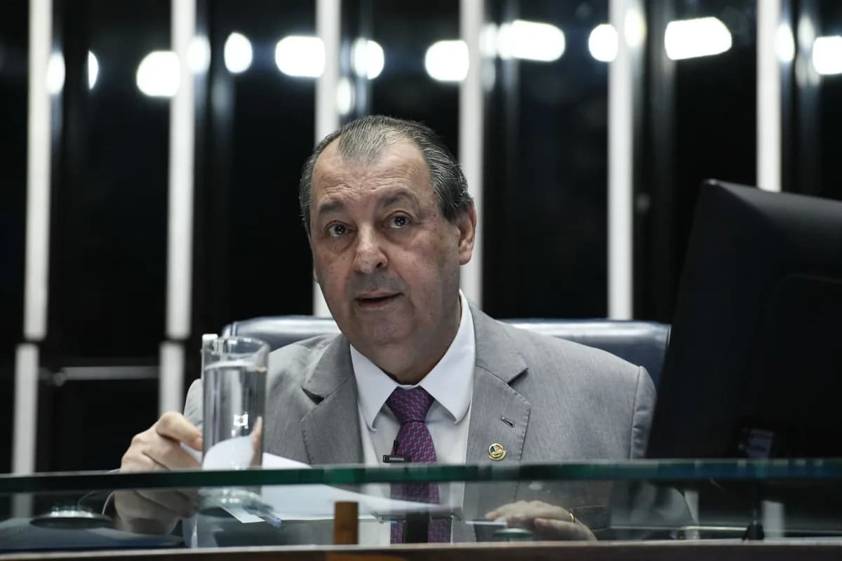 "TIRO NA CABEÇA": Relator da PEC 6 x 1 diz que “nenhum senador é louco de votar contra”