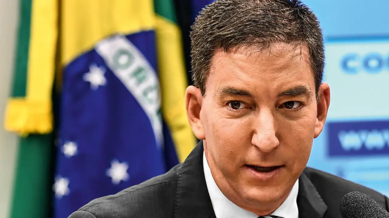 ‘Alexandre de Moraes não tem limites e representa ameaça à democracia', critica Glenn Greenwald