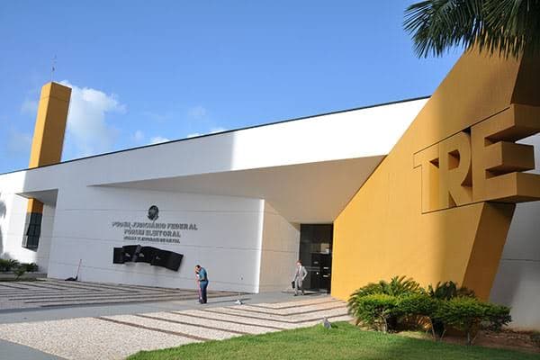 TRE-RN manda retirar pesquisa que divulgou Allyson na liderança e aponta dúvidas sobre levantamento