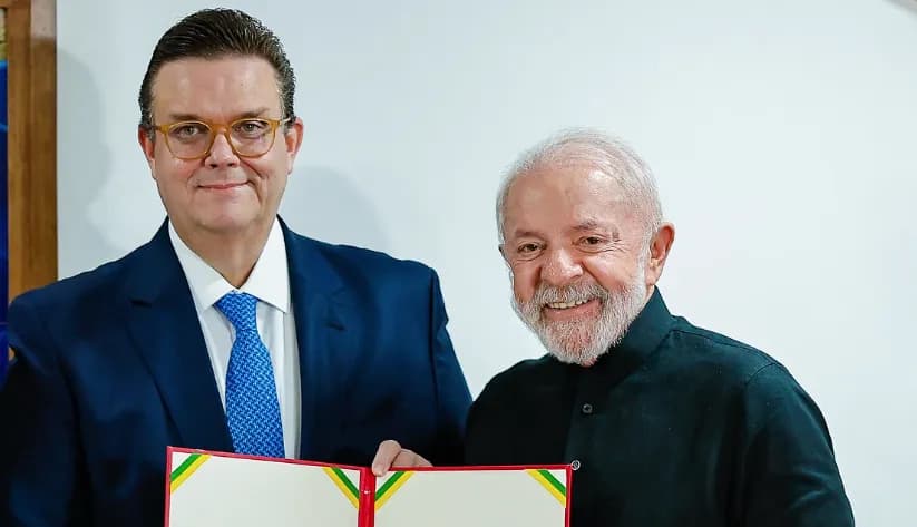 COINCIDÊNCIA? Em ano eleitoral, governo Lula amplia lista de condições que dão auxílio-doença sem carência