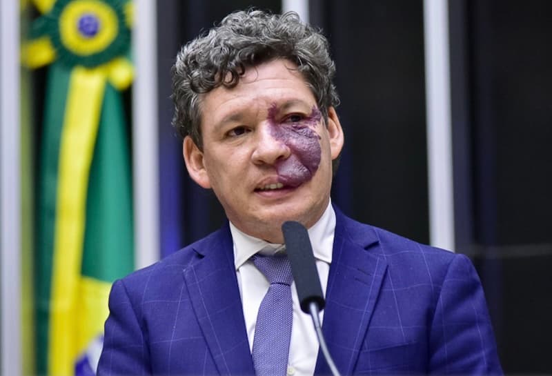Criada por Lula, fim da taxa das blusinhas será comandado por petista, garante Motta