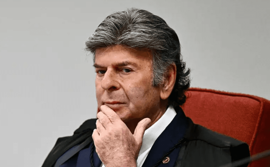 CRISE NO STF: Filho de Fux esteve em almoço com Vorcaro em Nova York em 2024, apontam mensagens em poder da PF