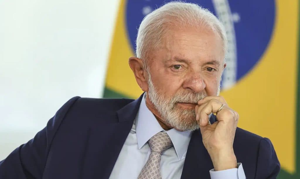 Desaprovação de Lula preocupa aliados com avanço no Nordeste e entre jovens