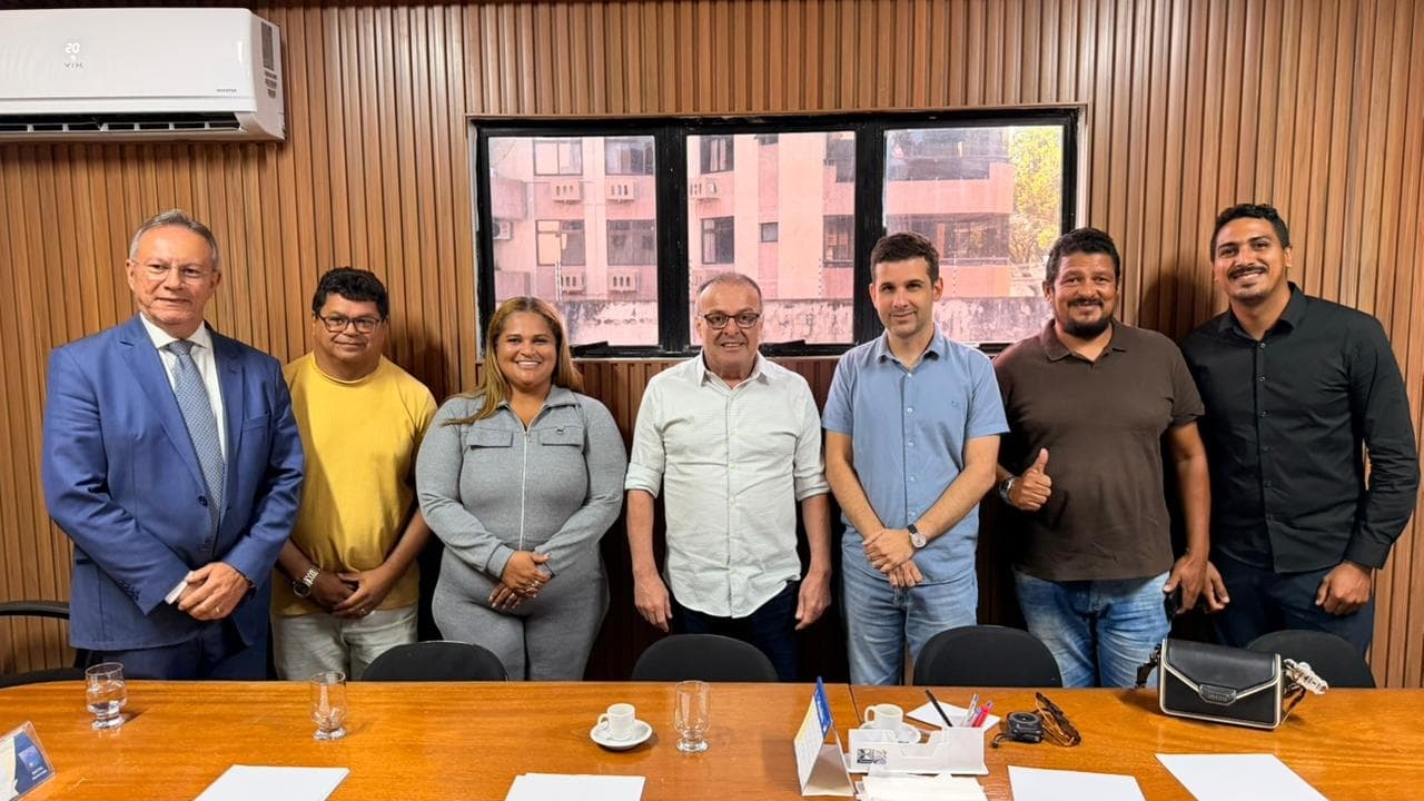 Comerciantes levam demandas do Alecrim e de Ponta Negra para conversa com Paulinho Freire