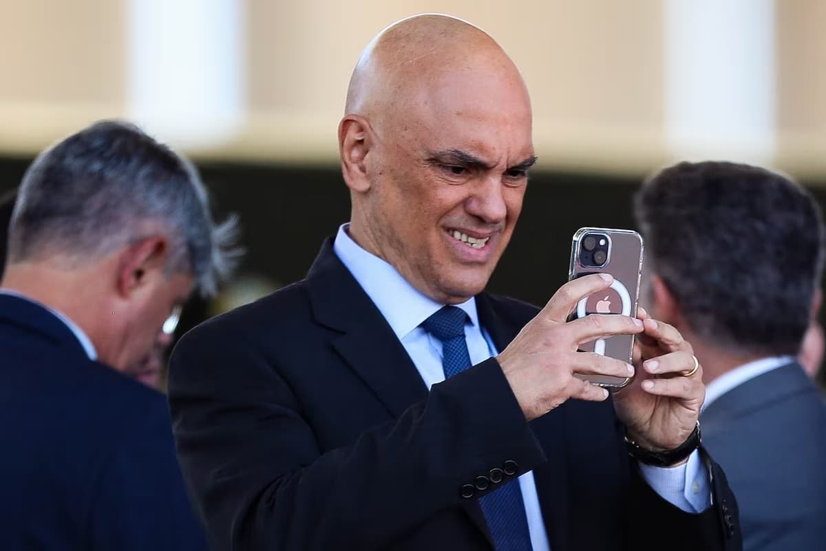 Documento da PF usado por Moraes tem indícios de uso de inteligência artificial