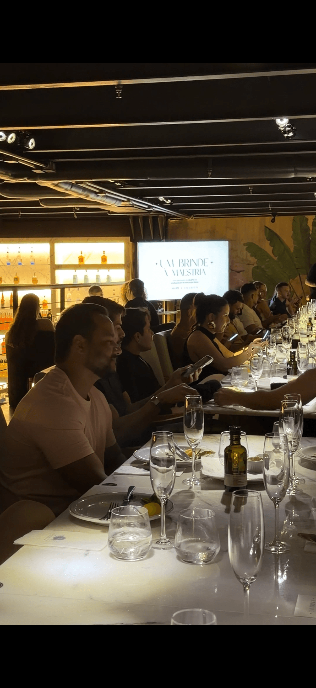 HiLIFE reúne profissionais de educação física no Cicchetti em noite de celebração e reconhecimento