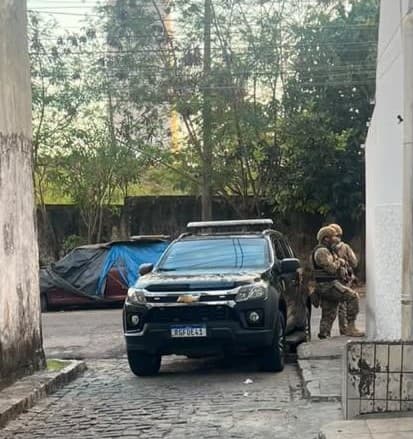 PF EM NATAL: Operações contra abuso sexual infantil na internet cumprem mandados em Mãe Luiza e Planalto