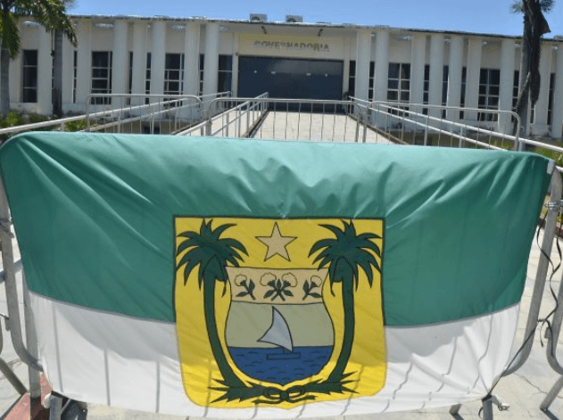 RN SEM GRANA: Decreto de Fátima manda órgãos reduzirem despesas em 25% até o fim de 2026, inclusive com água, energia e limpeza; determinação também veta reajustes a servidores e nomeações 