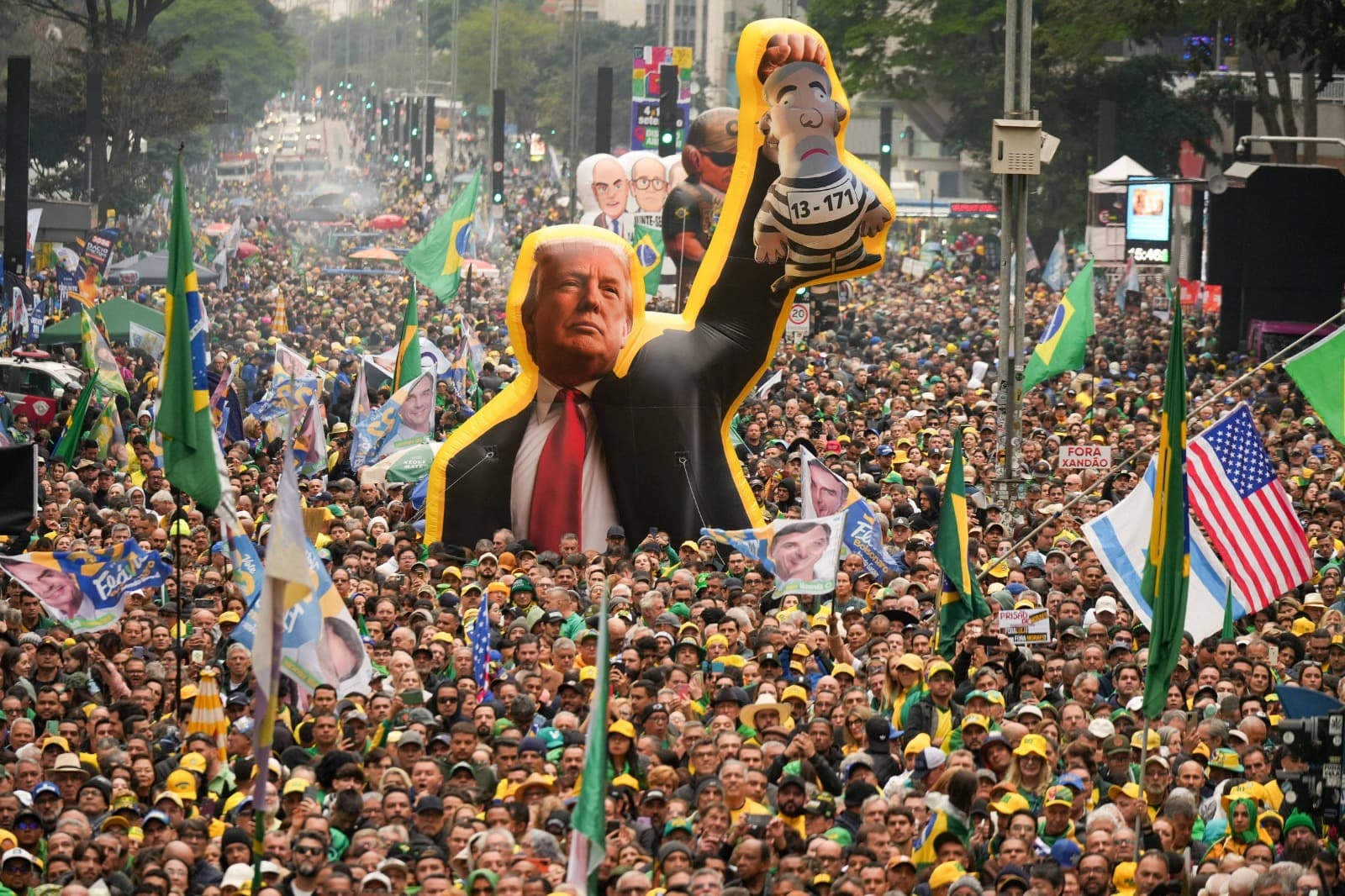 Relatório da Abin vê nível crítico de interferência dos EUA nas eleições