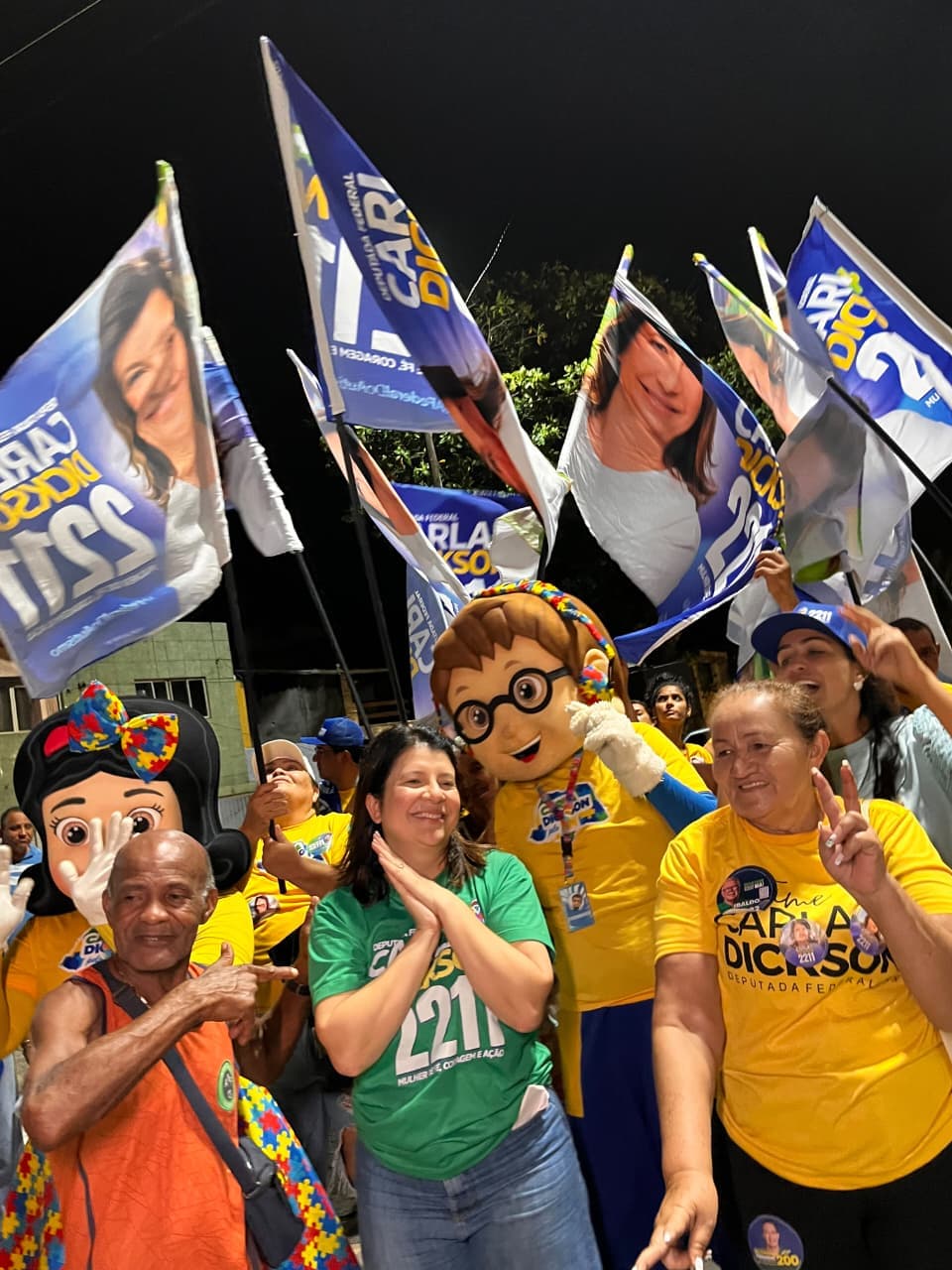 A oito dias da eleição, pesquisa mostra Carla Dickson em 2° lugar no partido