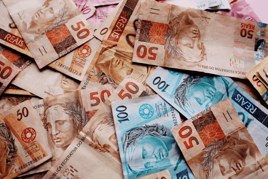 ARRECADAÇÃO: Governo federal projeta receita total de R$ 3,24 trilhões em 2026; número recorde equivale a 23,7% do PIB