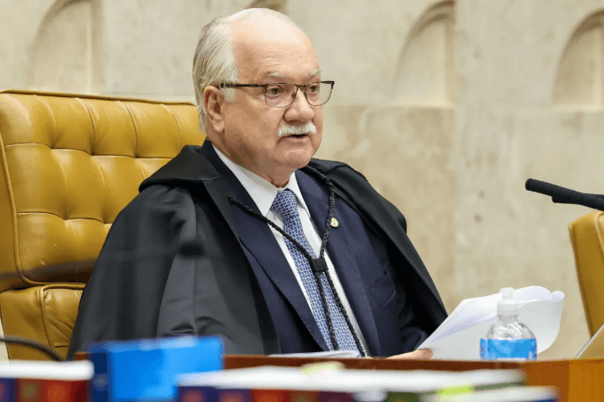 Fachin vota para manter casos Moraes e Mendonça separados no STF