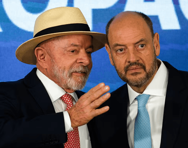 Lula avalia indicar Ricardo Couto, governador do RJ, para vaga no STF antes das eleições