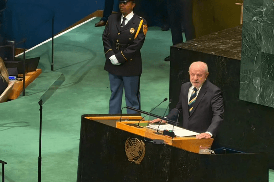 Lula é aplaudido quatro vezes durante discurso na ONU ao falar de escravidão, soberania e direitos das mulheres