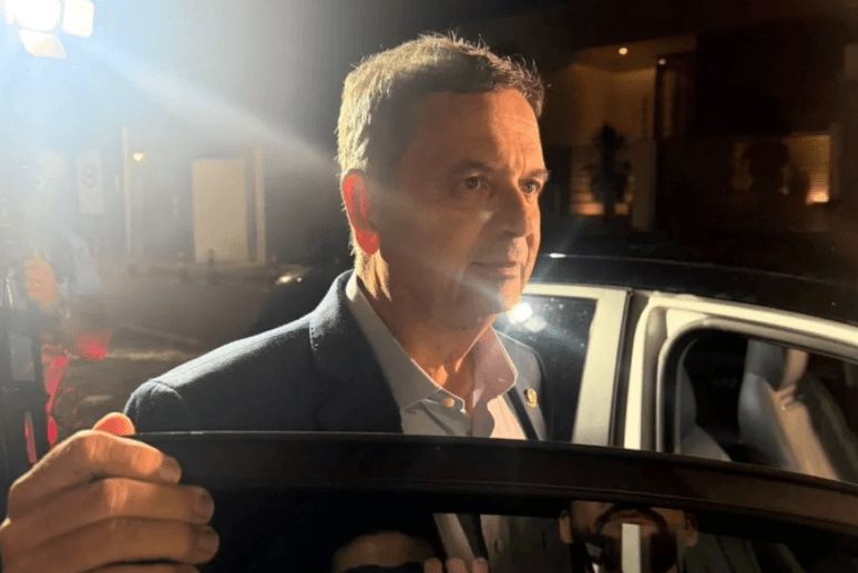 Rogério Marinho rejeita acordo para salvar Moraes e ironiza Janja: “Nossa grande cabo eleitoral”