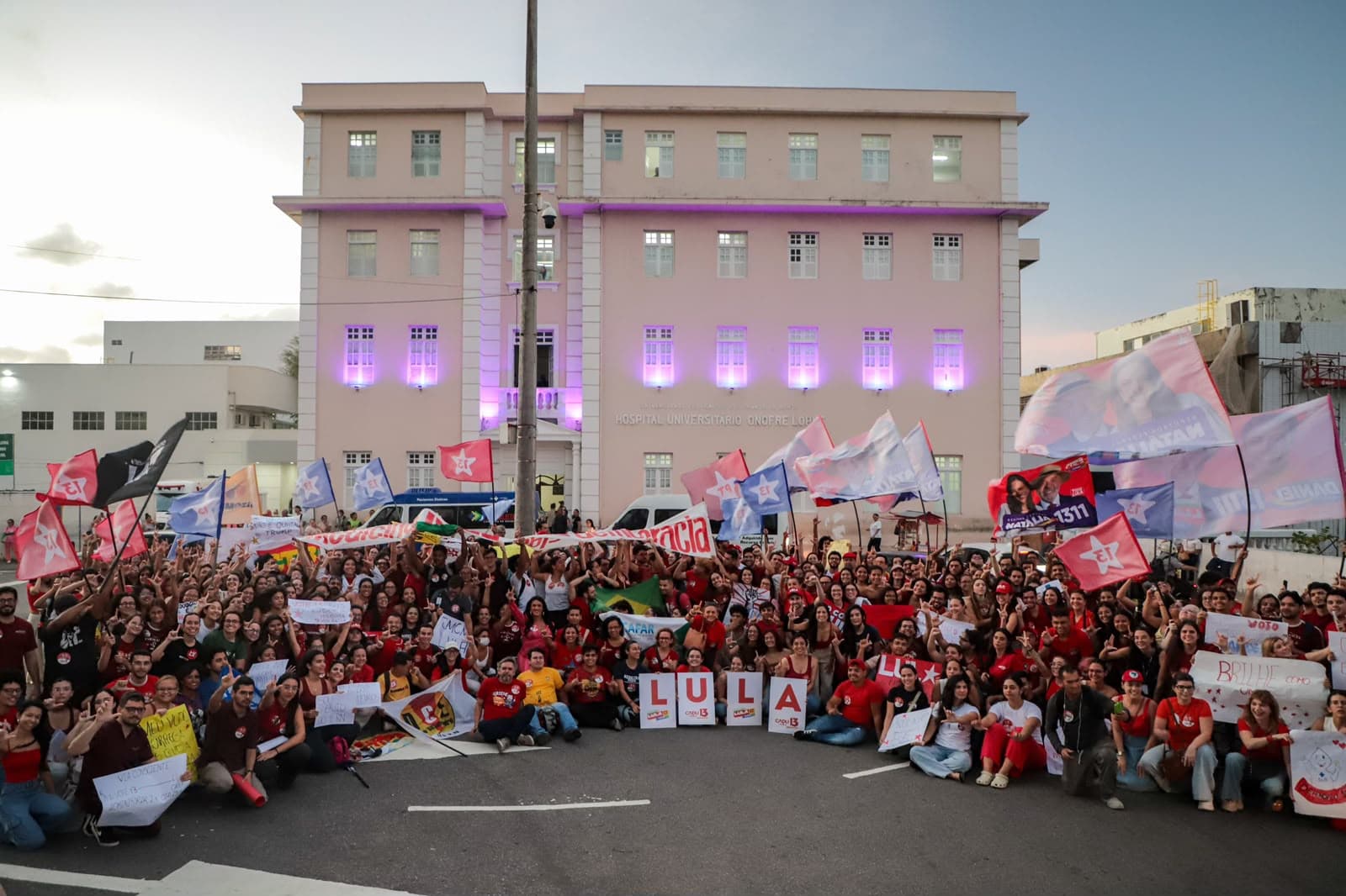 Ato pró-Lula mobiliza estudantes e expõe pressão política nas instituições federais