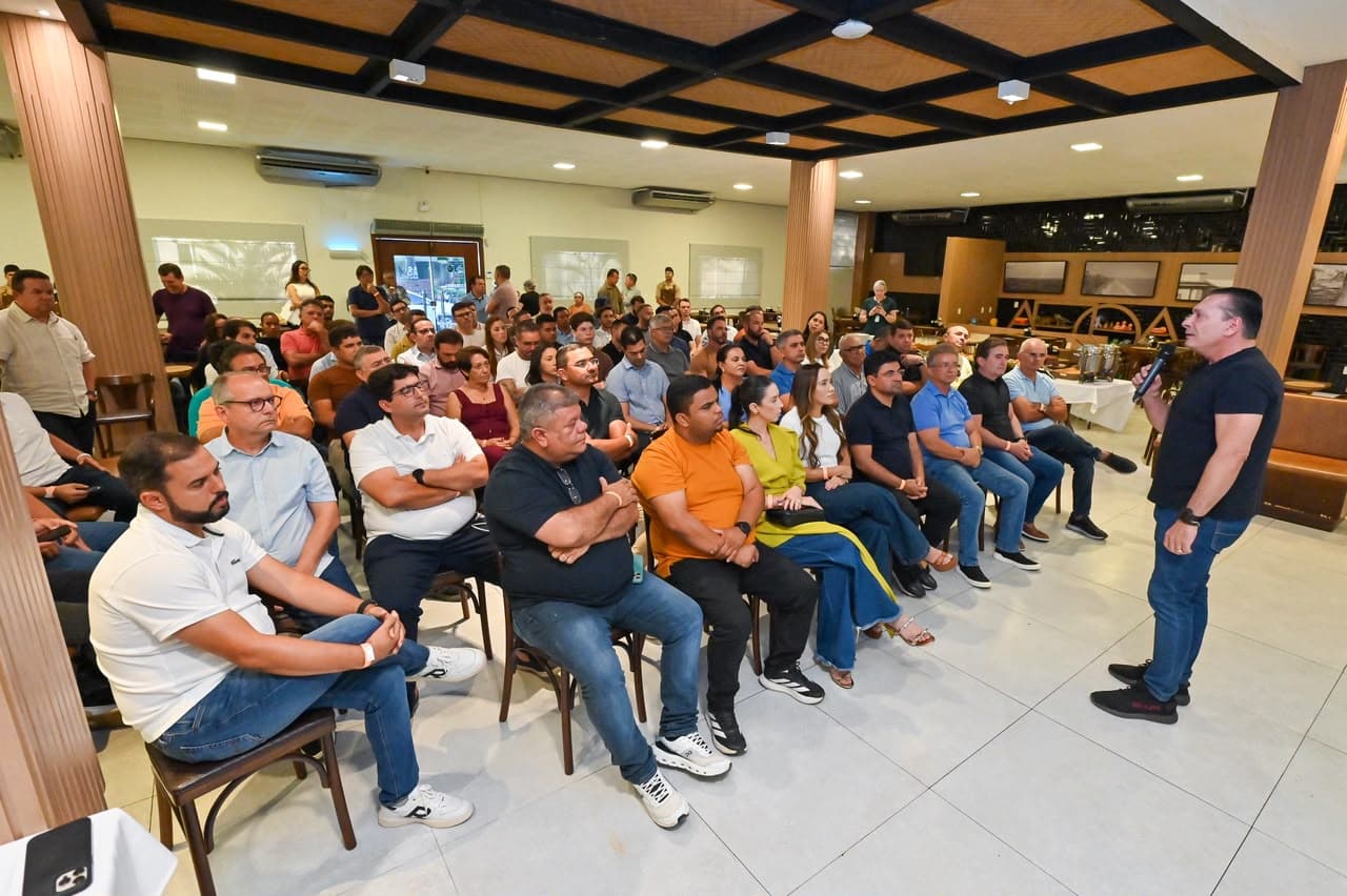 Ezequiel reúne lideranças em Natal para agradecer 73.217 votos e celebrar sétima eleição consecutiva