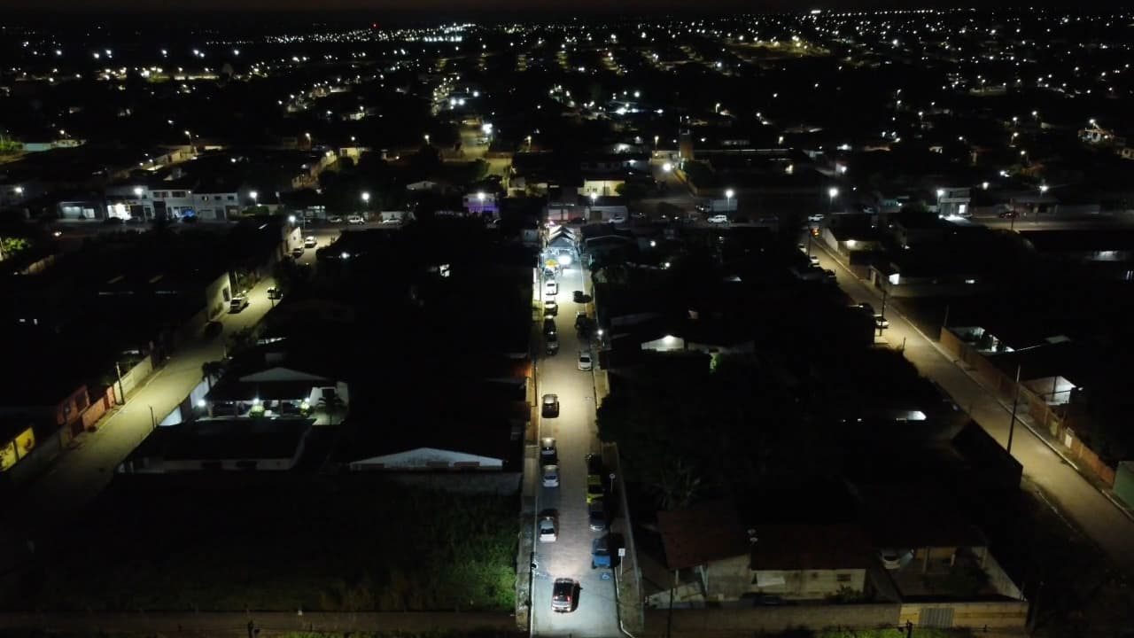 Prefeitura de São Gonçalo entrega duas ruas pavimentadas e com iluminação em LED no Novo Santo Antônio