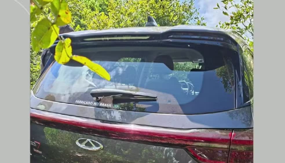 Polícia prende três suspeitos de manter casal estrangeiro refém por 6 horas no litoral Norte do RN