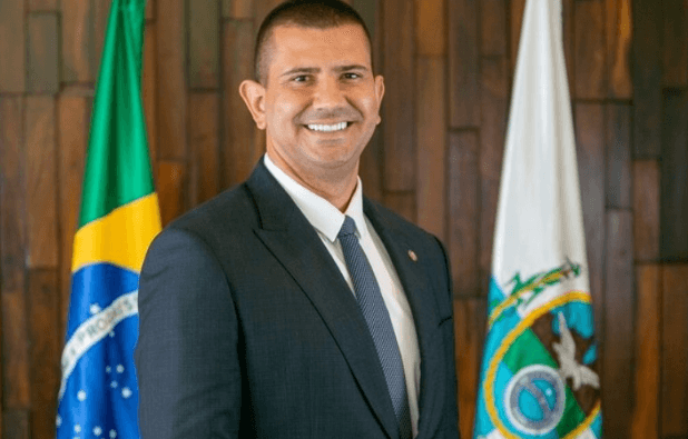 Douglas Ruas (PL) é declarado governador eleito no RJ após TRE retotalizar votos