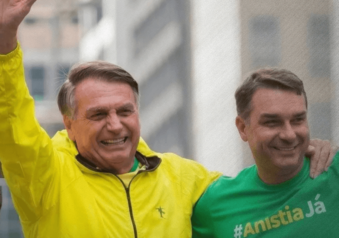 Moraes autoriza Flávio Bolsonaro a retomar visitas ao pai após suspensão de 90 dias