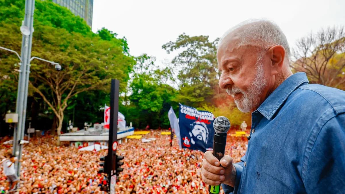 Com foco nos indecisos, Lula aposta no fim da escala 6×1 para virar o jogo na reta final