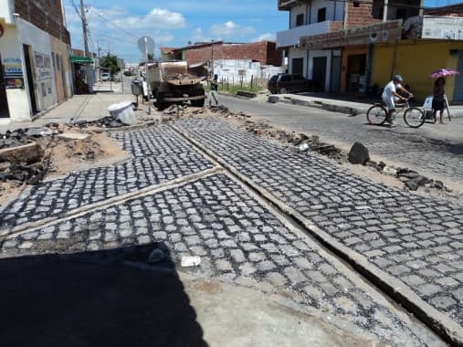 Operação tapa buracos continua nesta terça-feira em Natal; veja bairros