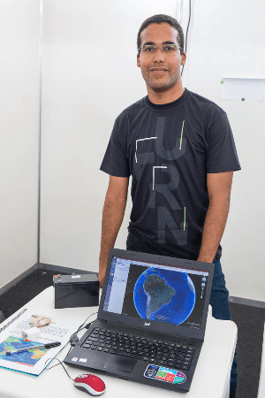 Grupo de Estudos da UFRN desenvolve painel solar de baixo custo