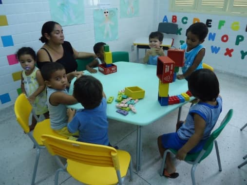 Prefeitura de Natal concede progressão na carreira para 334 Educadores Infantis