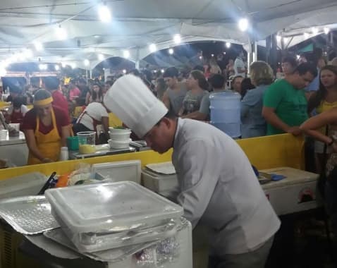 Prefeitura do Natal disponibiliza edital de credenciamento para empreendedores gastronômicos para a Árvore de Mirassol