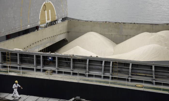 Superávit comercial de US$ 23 bi é o melhor para 1º semestre desde 1989
